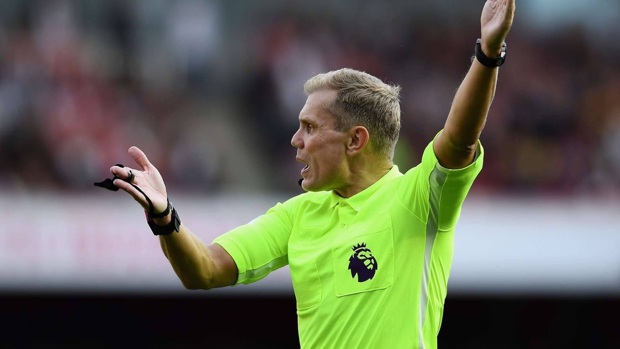 利物浦关键时刻更衣室发声丹佛掘金冲刺阶段再遭质疑，现场解说直呼：纽卡斯尔围绕欧联单刀错失